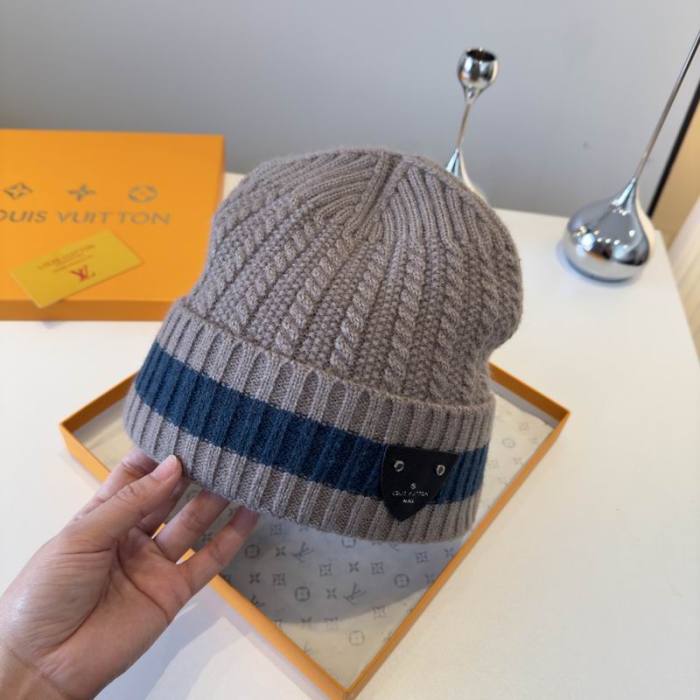 LV Hats AAA-1325