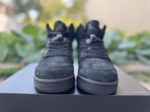 Authentic Air Jordan 5 “Black Cat“