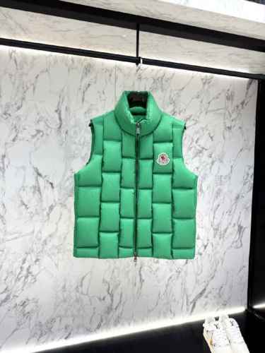 Moncler Down Vest men-209