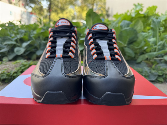 Authentic Nike Air Max 95  Safety Orange Camo
