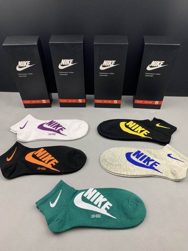 Nike Socks-036