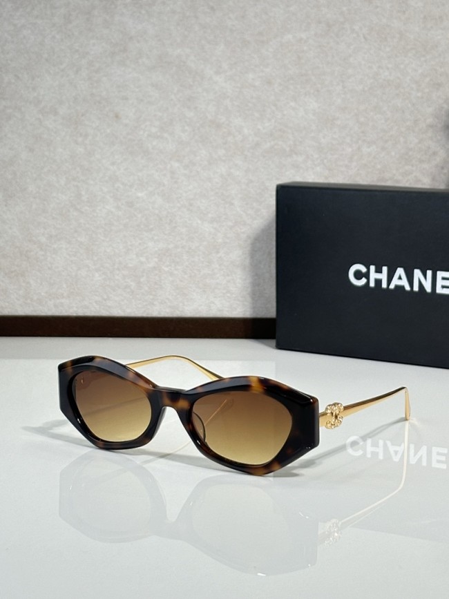CHNL Sunglasses AAAA-6310