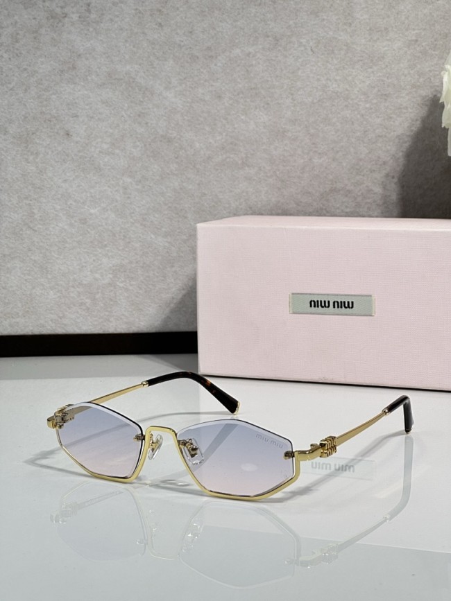 Miu Miu Sunglasses AAAA-2740