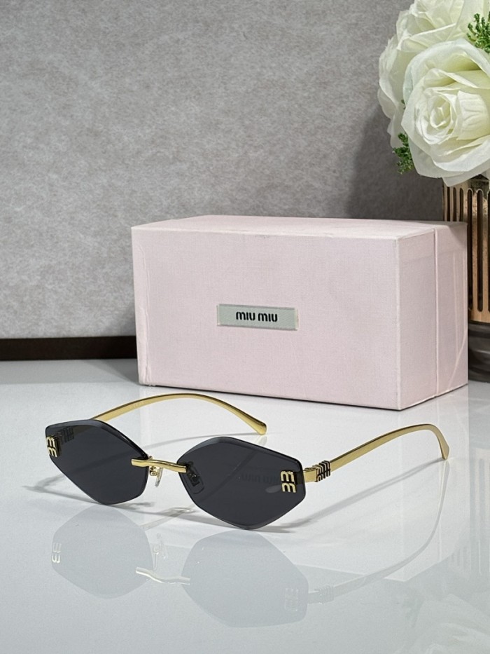Miu Miu Sunglasses AAAA-2754
