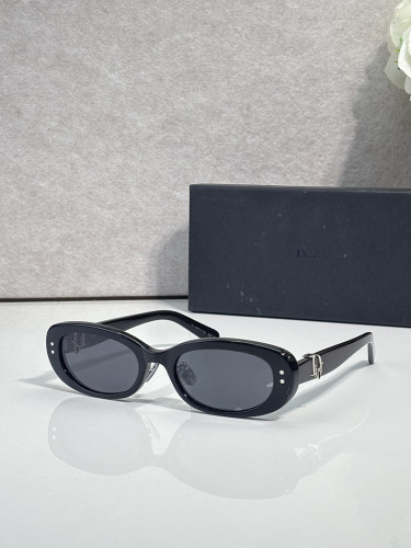 Dior Sunglasses AAAA-4975