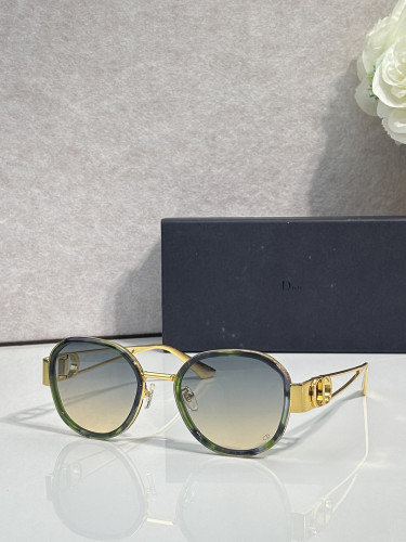 Dior Sunglasses AAAA-5050