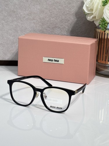 Miu Miu Sunglasses AAAA-3359