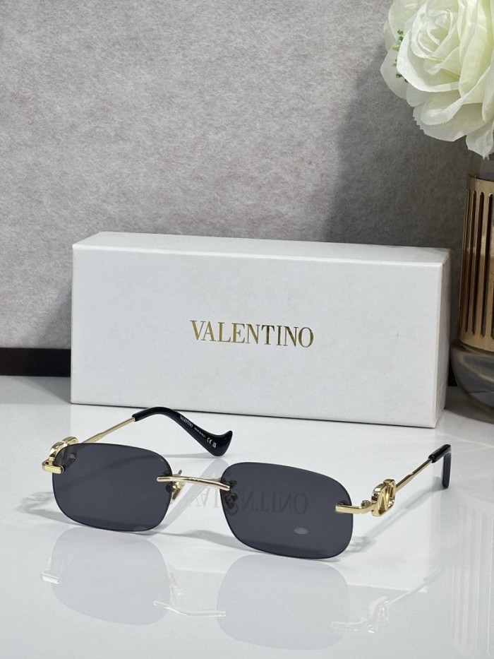 V Sunglasses AAAA-733