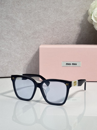 Miu Miu Sunglasses AAAA-3629