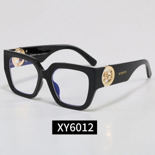 Burberry Sunglasses AAA-526