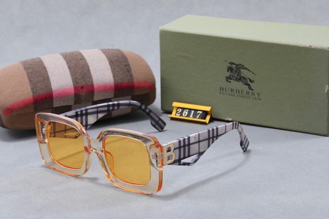 Burberry Sunglasses AAA-326