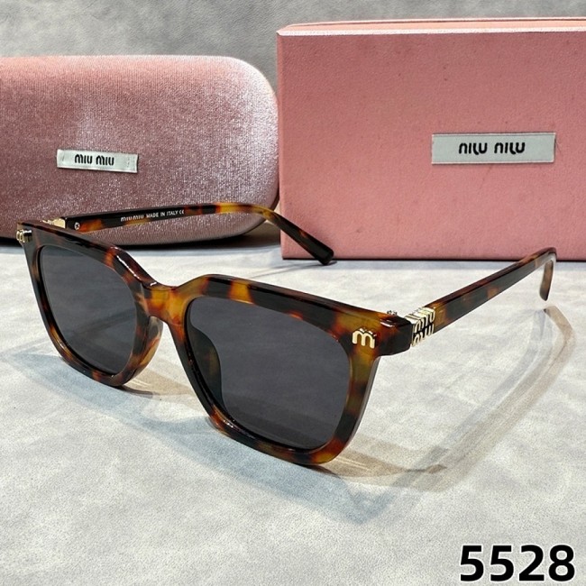 Miu Miu Sunglasses AAA-677