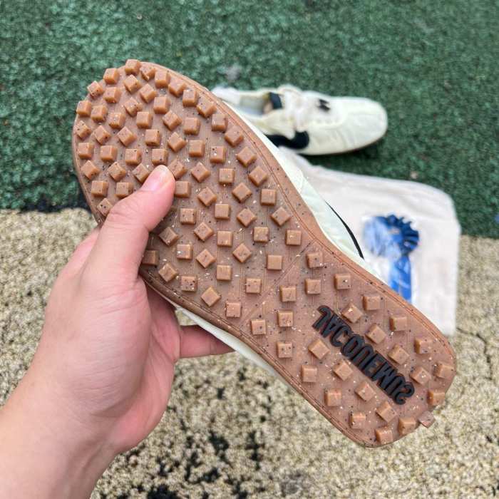 Jacquemus x Nike Jacumoon Shoes-004