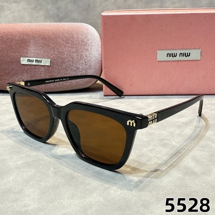 Miu Miu Sunglasses AAA-676