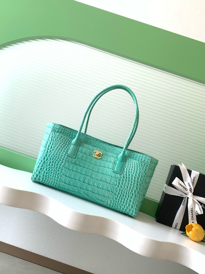 CHNL High End Quality Bag-706