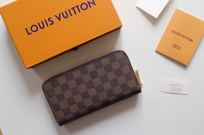 Super Perfect LV Wallet-864