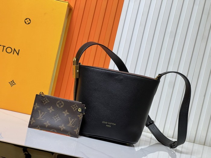 LV Hangbags AAA Quality-1247