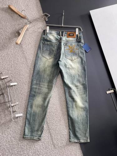 LV men jeans AAA quality-365