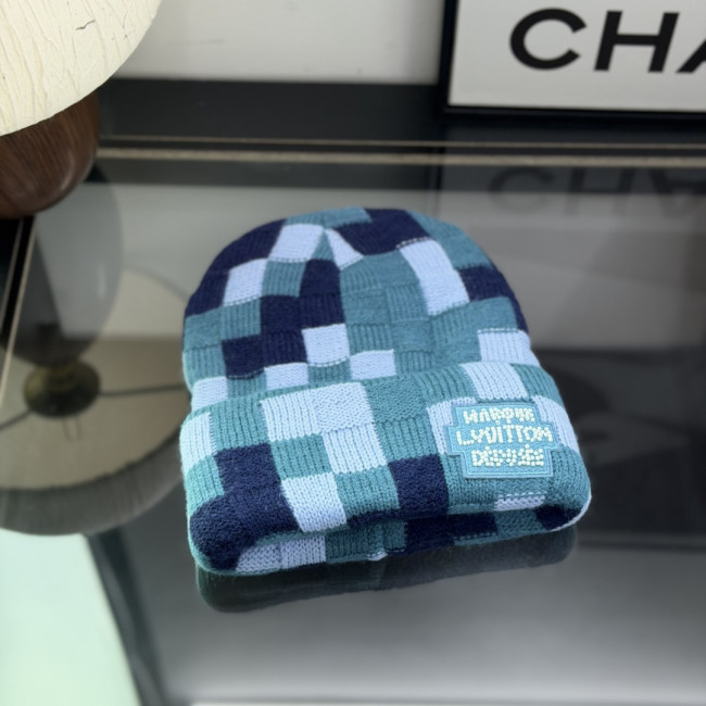 LV Hats AAA-1657