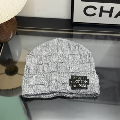 LV Hats AAA-1773