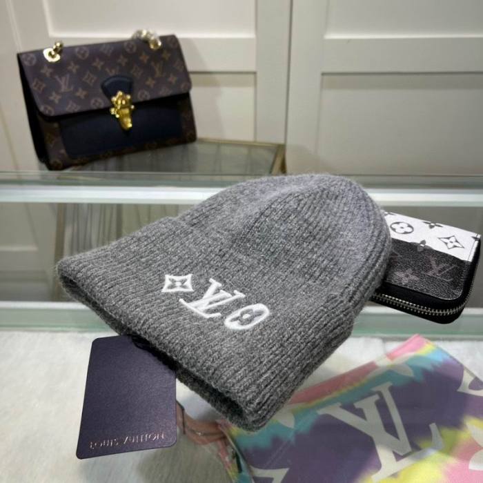 LV Hats AAA-1982