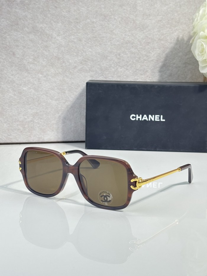 CHNL Sunglasses AAAA-8352