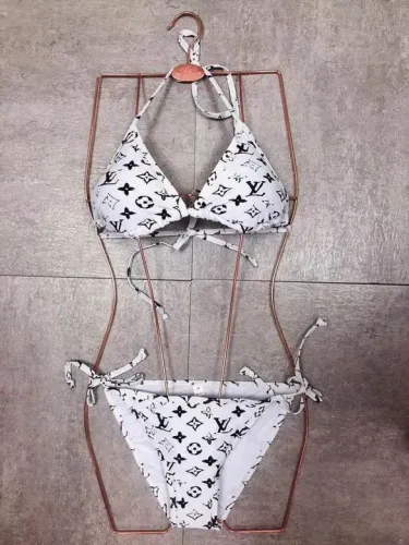 LV Bikini-026