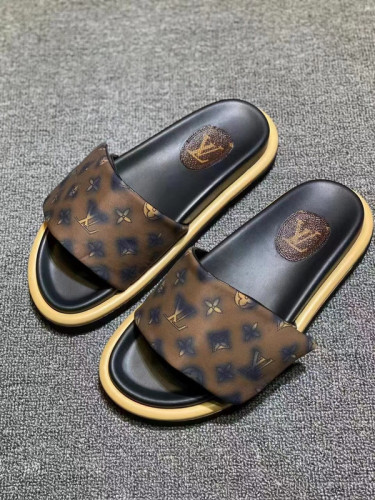 LV Sandals 1：1 Quality-376