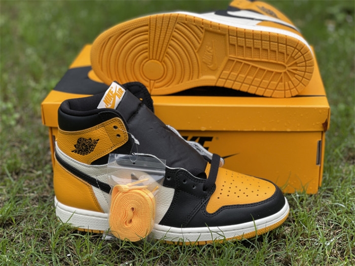 Authentic Air Jordan 1 High OG “Yellow Toe”  2022