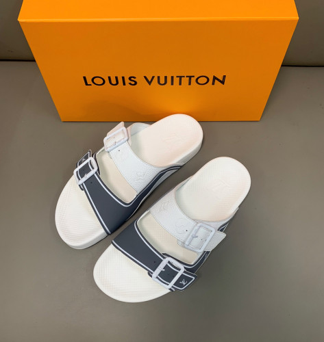 LV Sandals 1：1 Quality-420