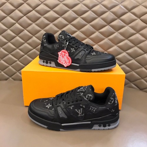 LV Men shoes 1：1 quality-4533