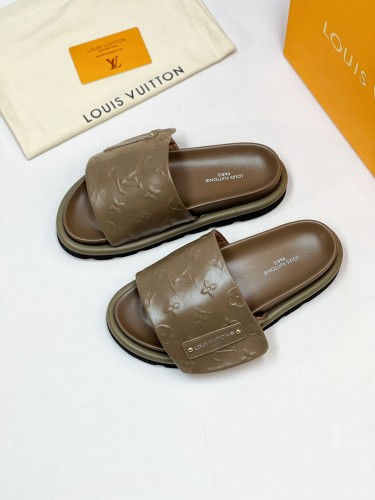 LV Sandals 1：1 Quality-497