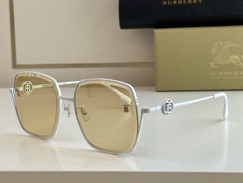 Burberry Sunglasses AAAA-628