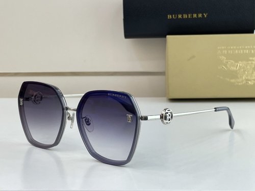Burberry Sunglasses AAAA-735