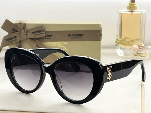 Burberry Sunglasses AAAA-212