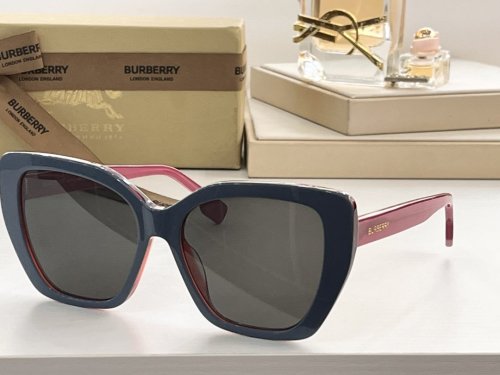 Burberry Sunglasses AAAA-141