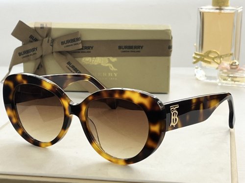 Burberry Sunglasses AAAA-209