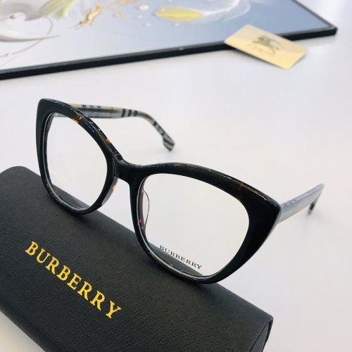 Burberry Sunglasses AAAA-972