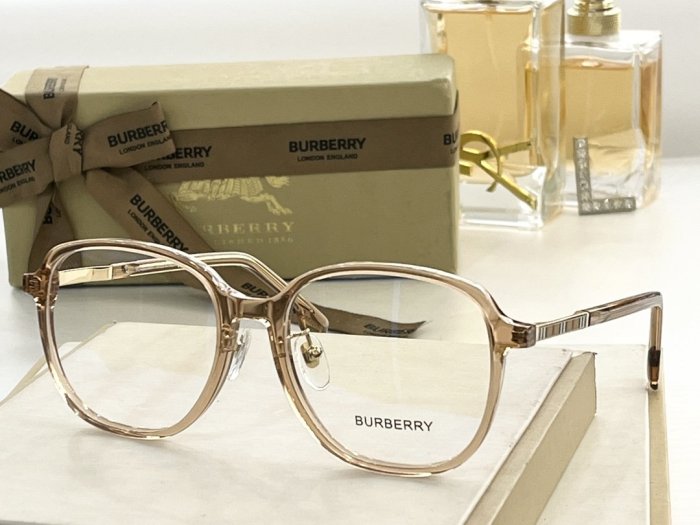 Burberry Sunglasses AAAA-420