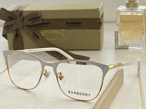 Burberry Sunglasses AAAA-675