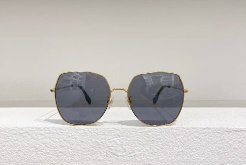 Burberry Sunglasses AAAA-091