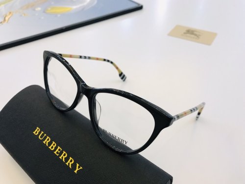 Burberry Sunglasses AAAA-428