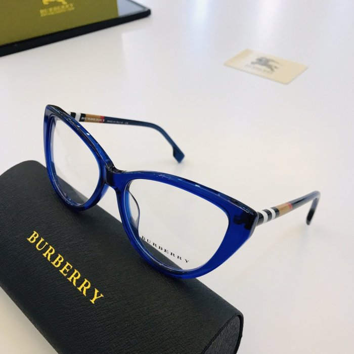 Burberry Sunglasses AAAA-265