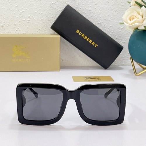 Burberry Sunglasses AAAA-811