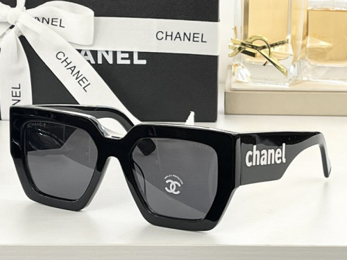 CHNL Sunglasses AAAA-484