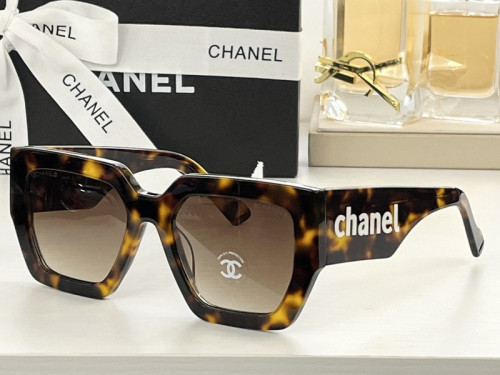 CHNL Sunglasses AAAA-485