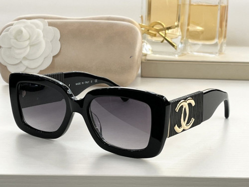 CHNL Sunglasses AAAA-522