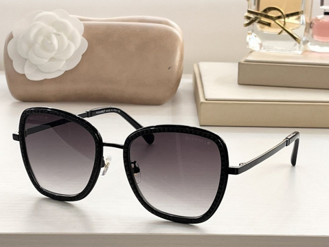 CHNL Sunglasses AAAA-176