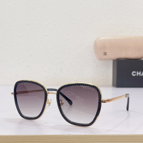 CHNL Sunglasses AAAA-152