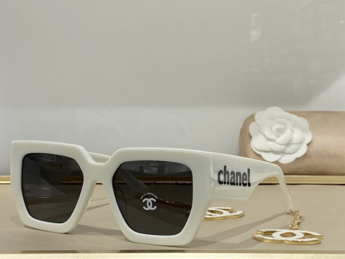 CHNL Sunglasses AAAA-690